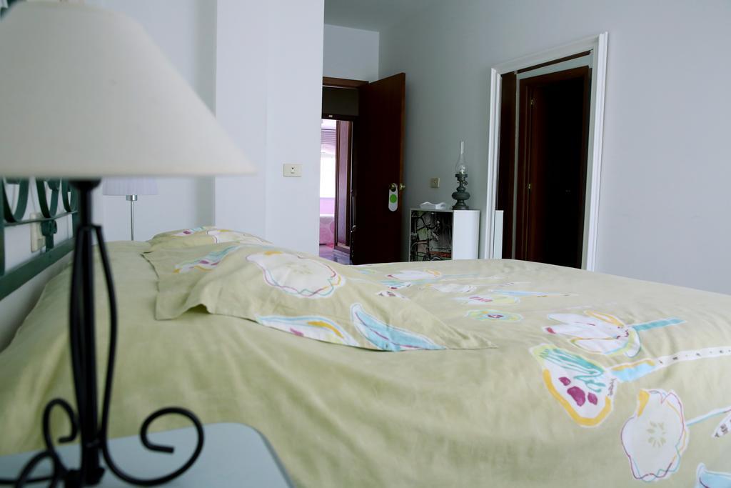 Habitaciones Castelao O Grove Buitenkant foto